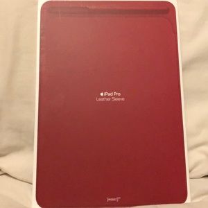 Leather Apple iPad sleeve